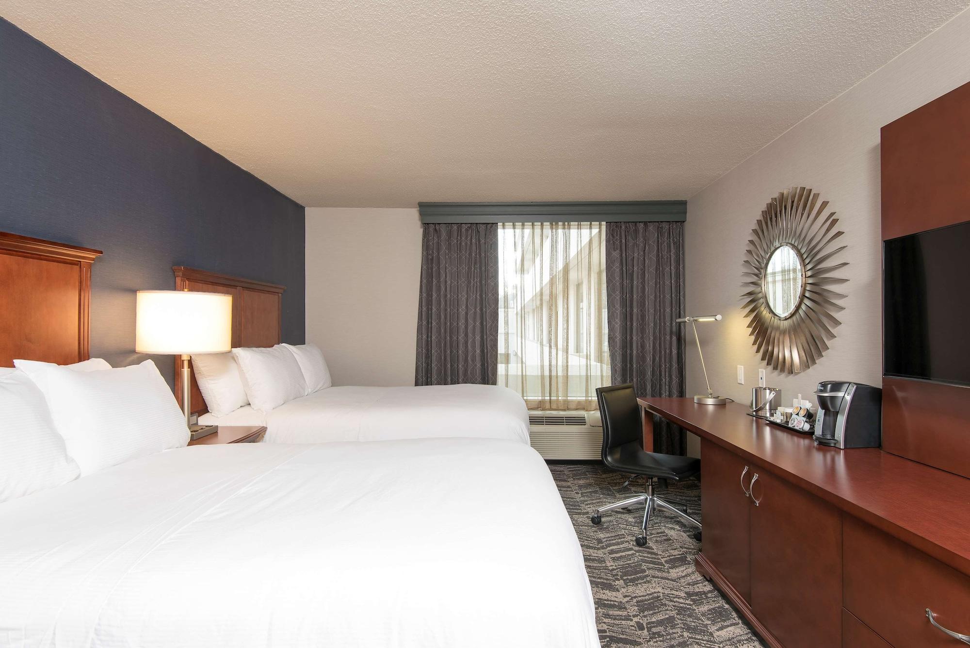 Hotel Doubletree By Hilton Schenectady Esterno foto