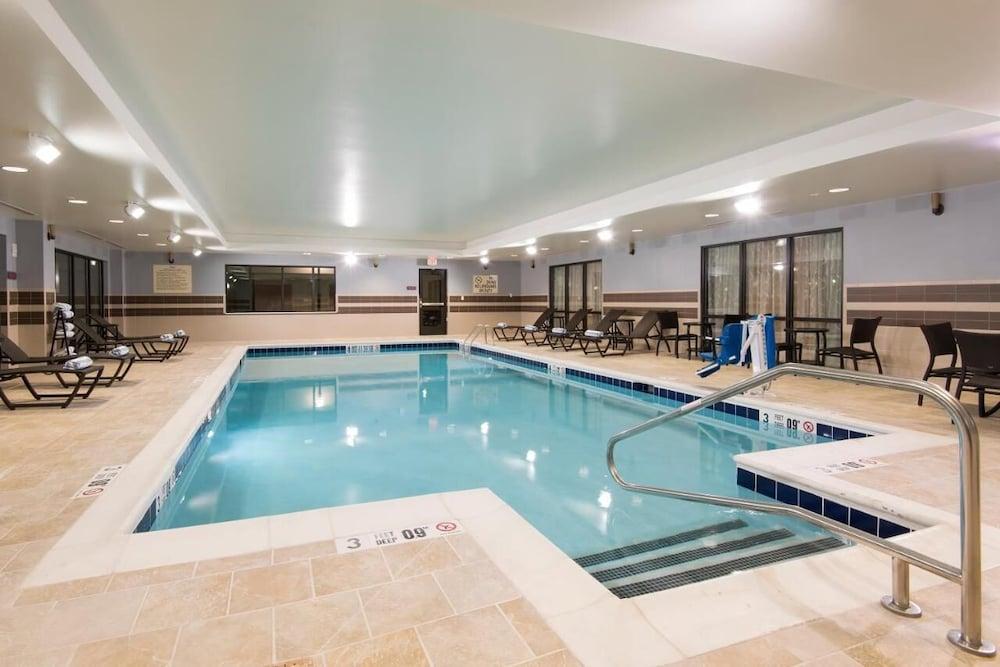 Hotel Doubletree By Hilton Schenectady Esterno foto