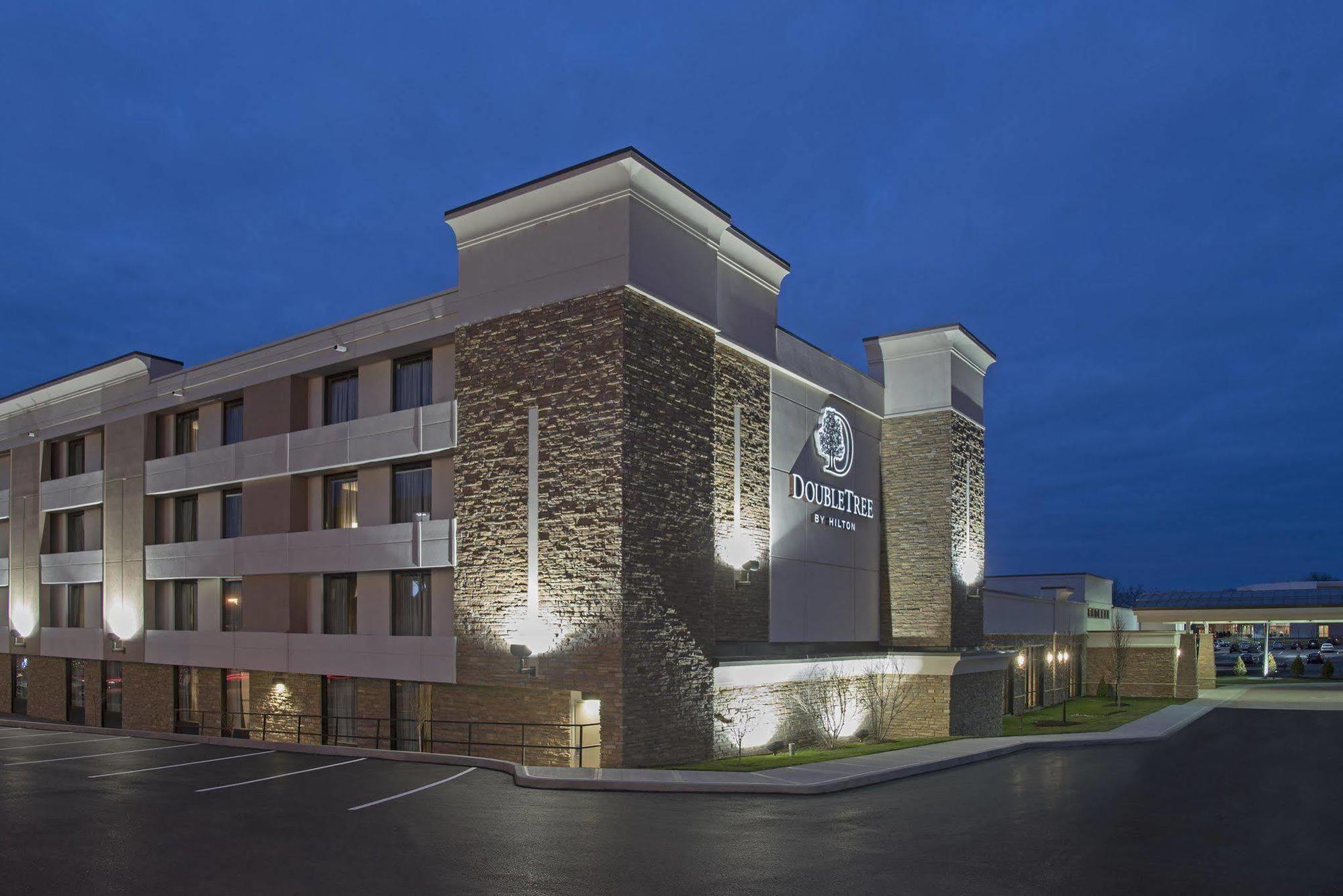 Hotel Doubletree By Hilton Schenectady Esterno foto