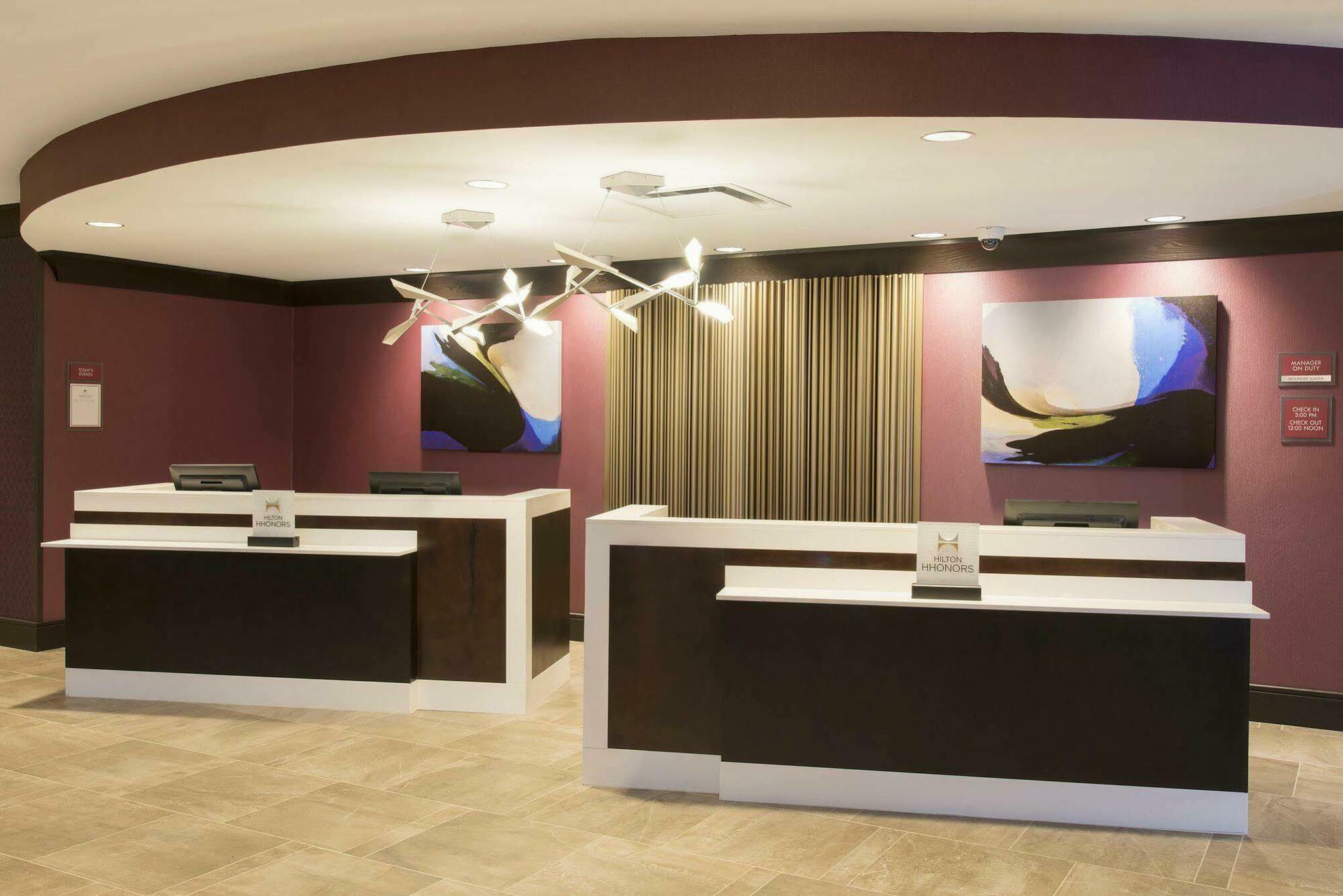 Hotel Doubletree By Hilton Schenectady Esterno foto